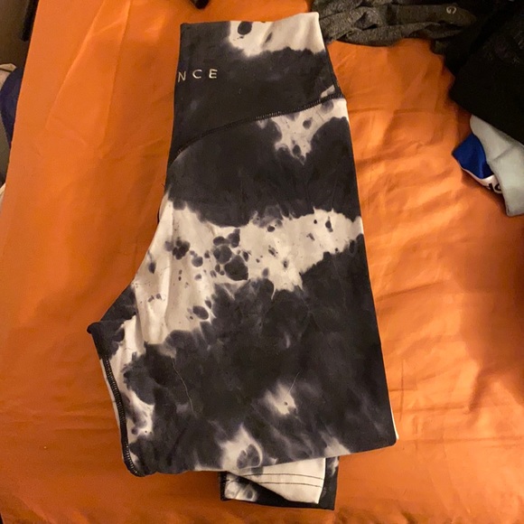 Balance Athletica Pants - Balance Athletica cloud legging